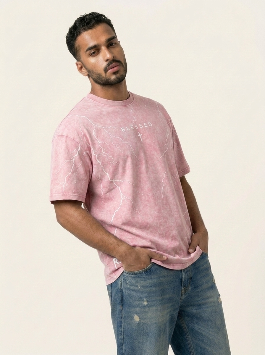 color:Pink