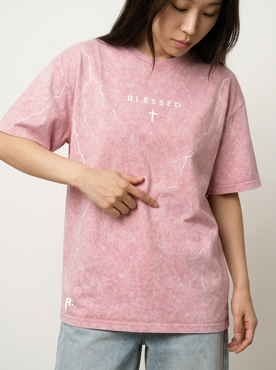 color:Pink