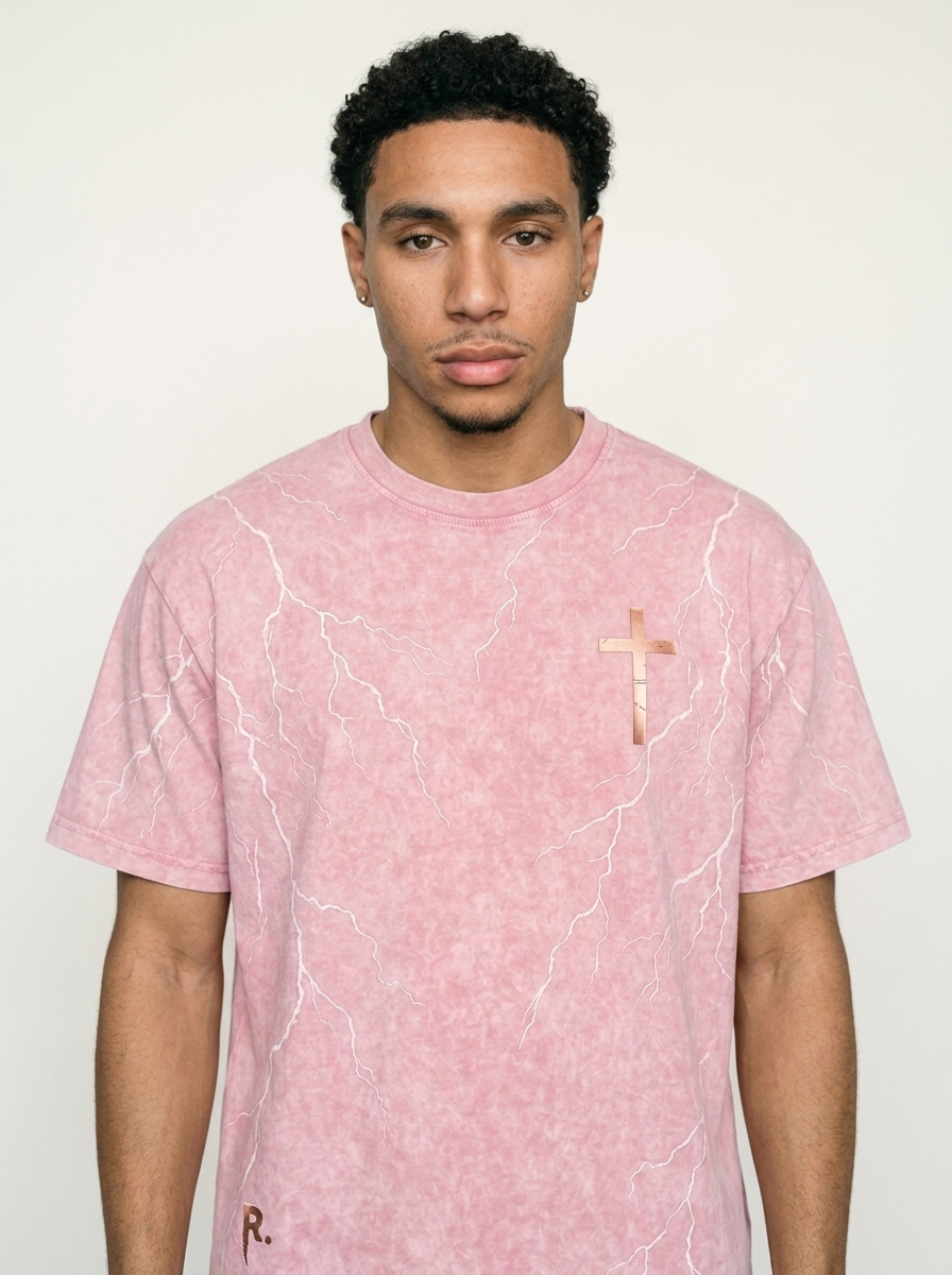 color:Pink