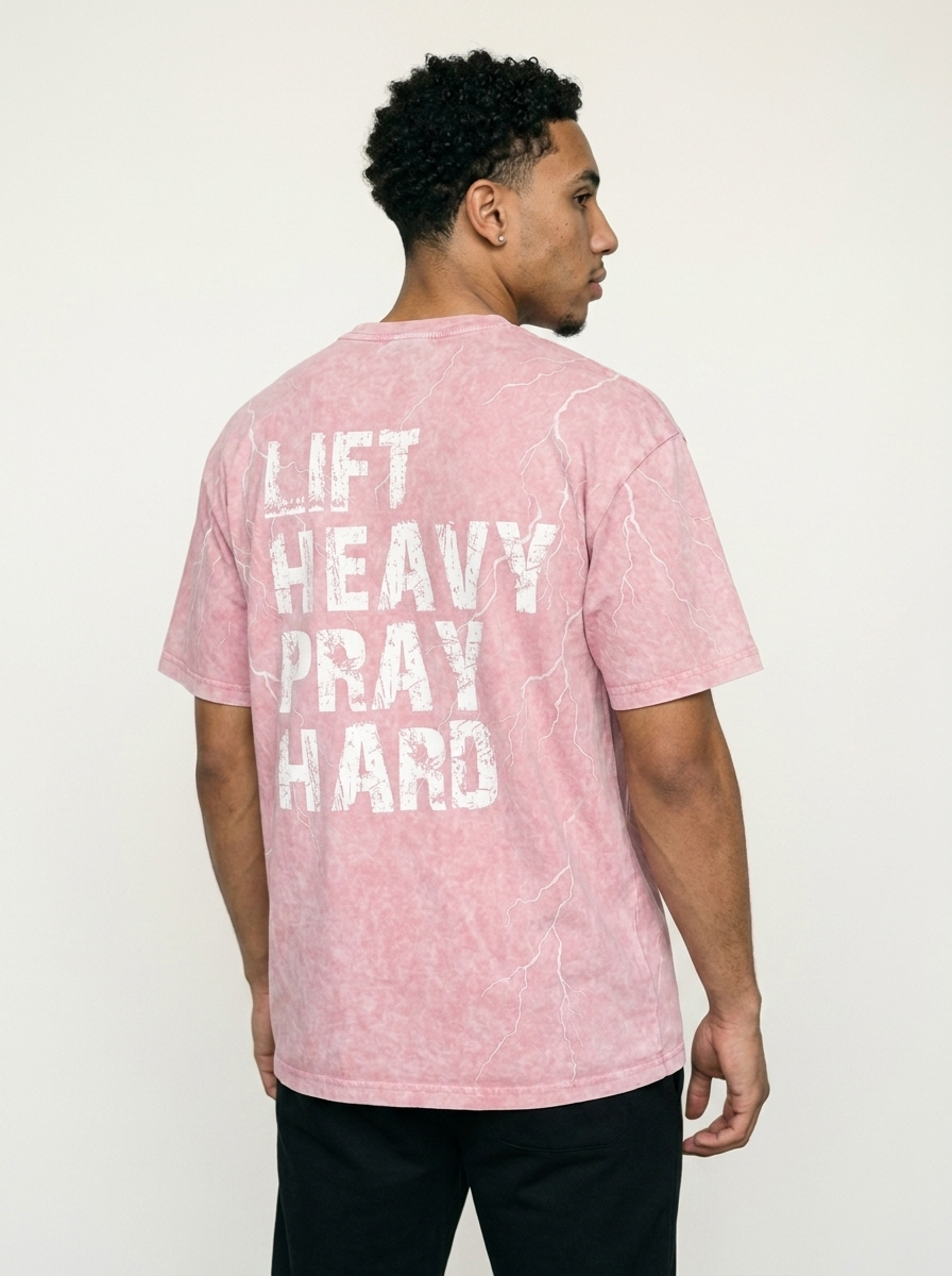 color:Pink
