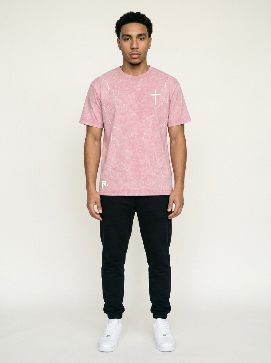 color:Pink