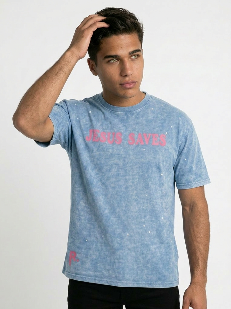 color:Blue